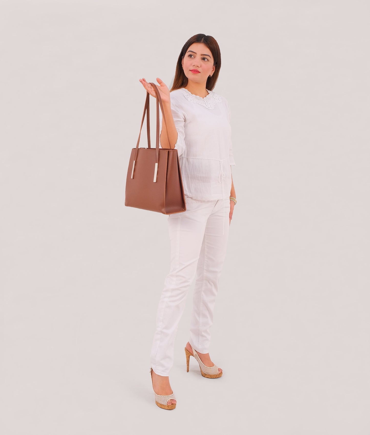 Brown zipper shoulder bag with long handle